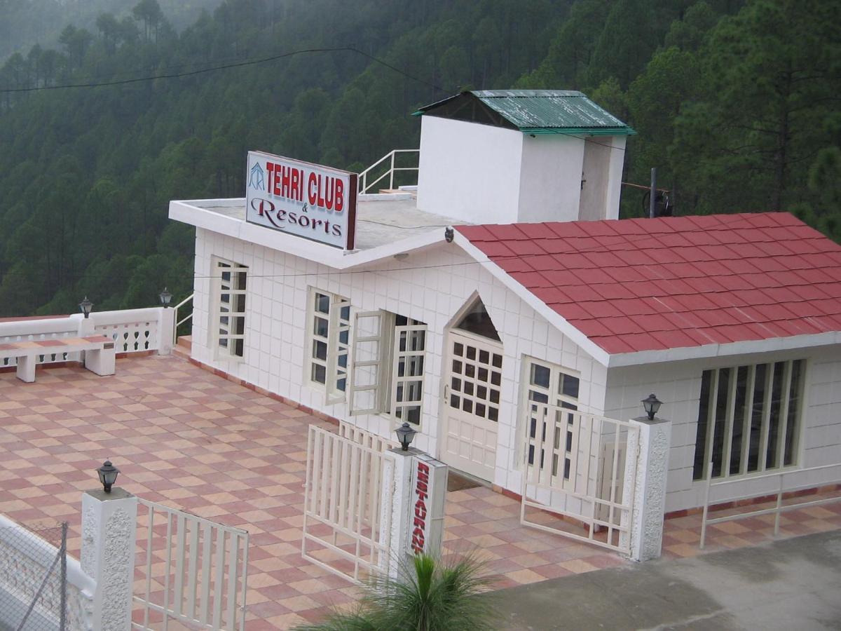 Tehri Club And Resort Chamba  Exterior photo